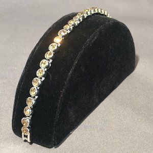 Swarovski crystal round line bracelet  - Champagne